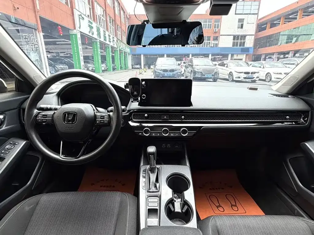 Honda Civic — фото 10