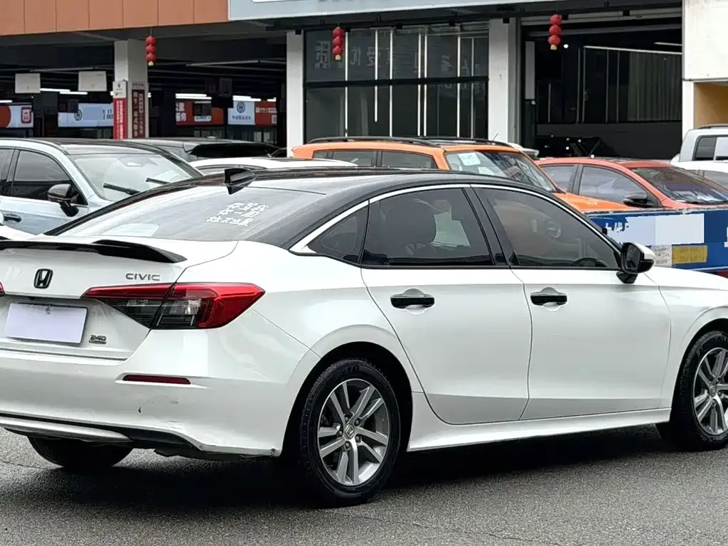Honda Civic — фото 7