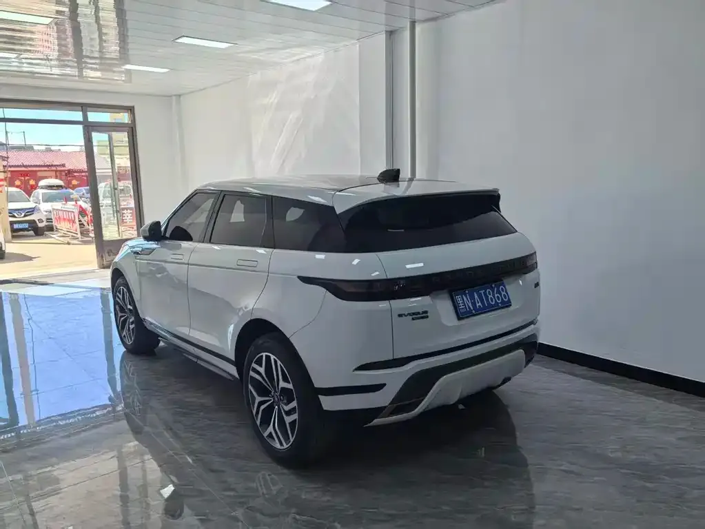 Land Rover Evoque — фото 8