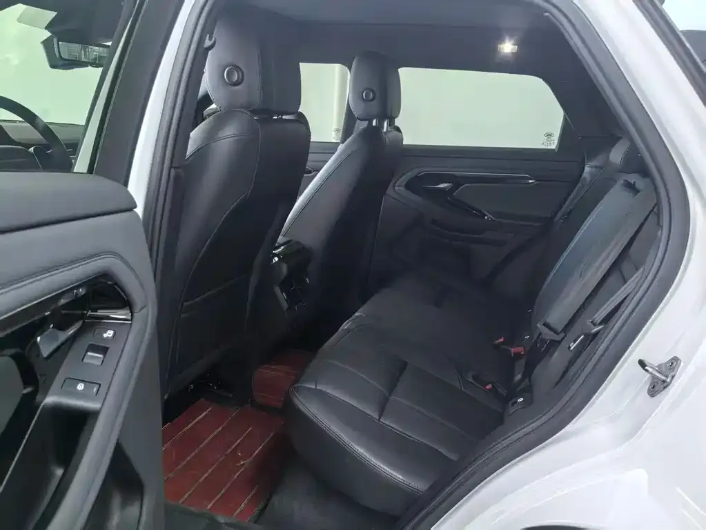 Land Rover Evoque — фото 10