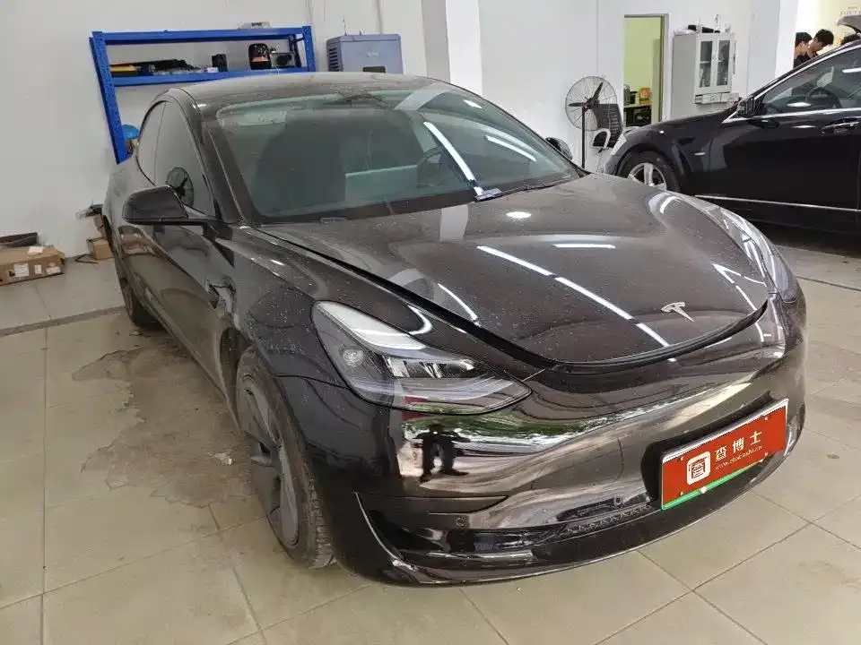 Tesla Model 3 — фото 3