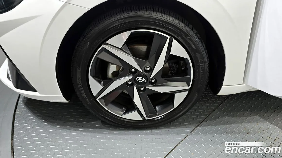 Hyundai AVANTE — фото 6