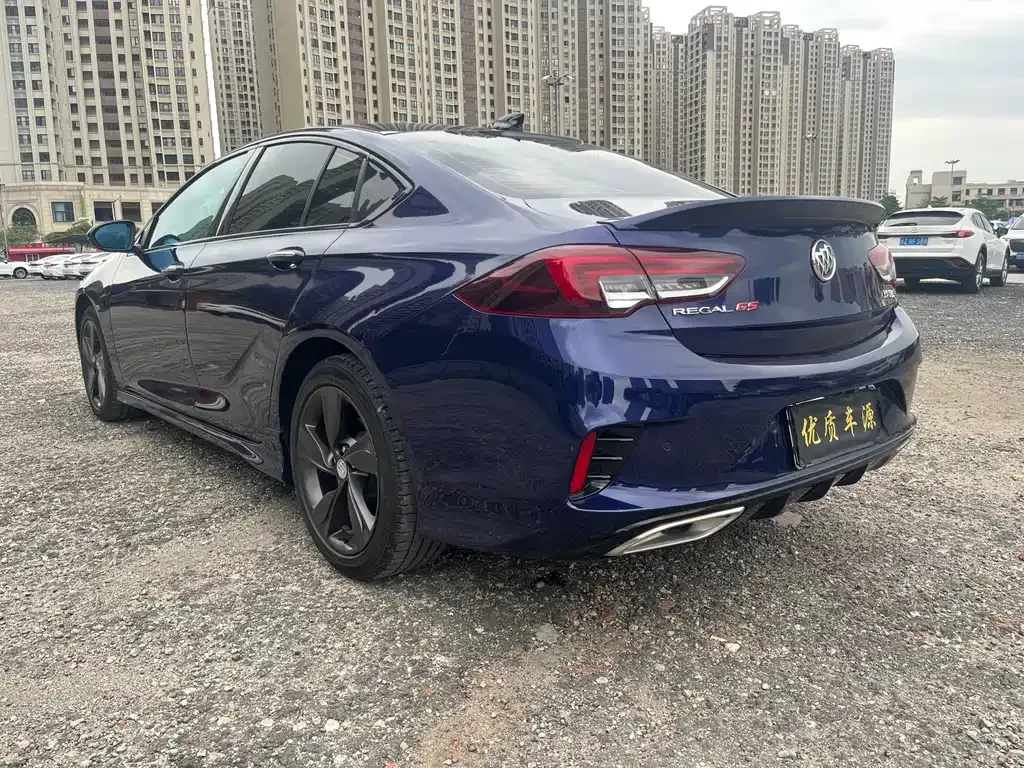 Buick Regal — фото 10