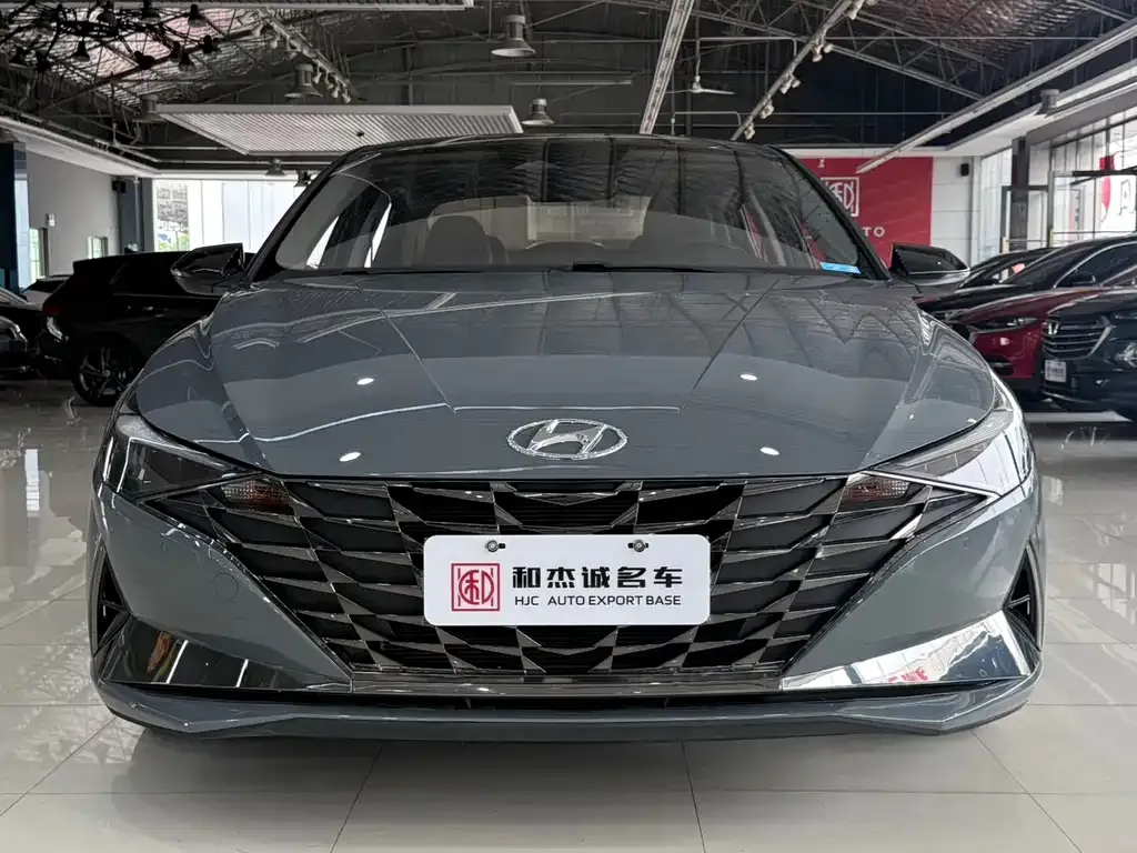 Hyundai Elantra — фото 6
