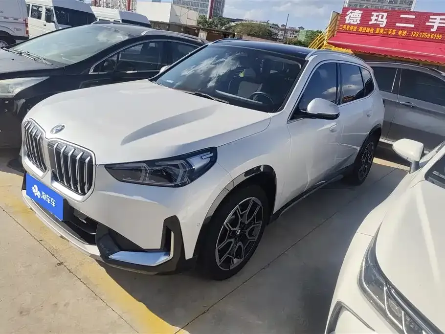 BMW X1 — фото 1