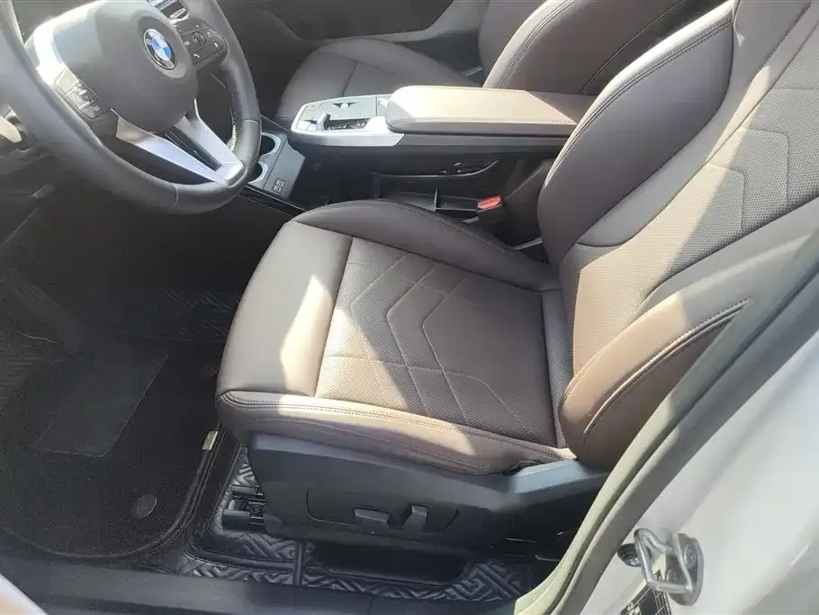 BMW X1 — фото 2