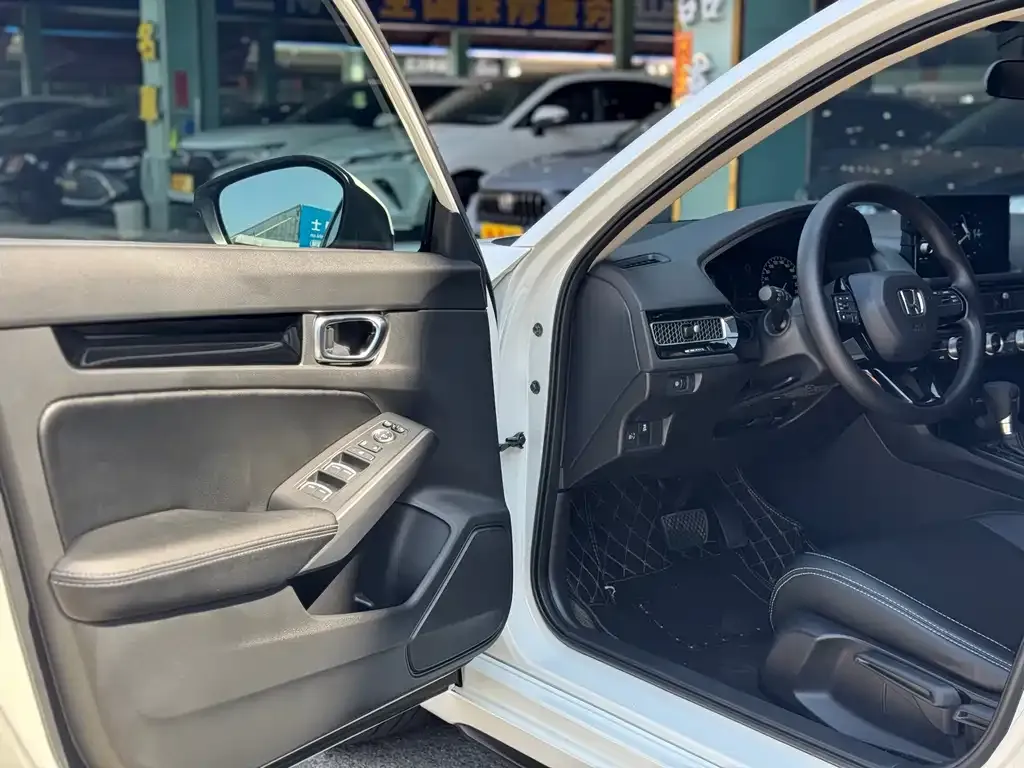 Honda Civic — фото 3
