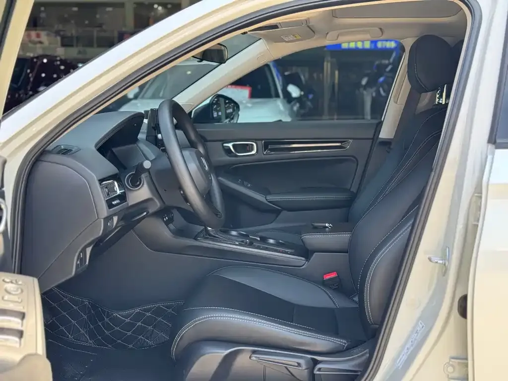 Honda Civic — фото 10