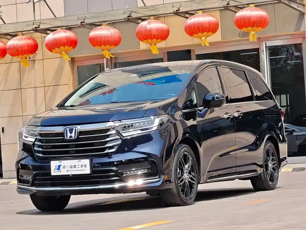 Honda Odyssey — фото 1