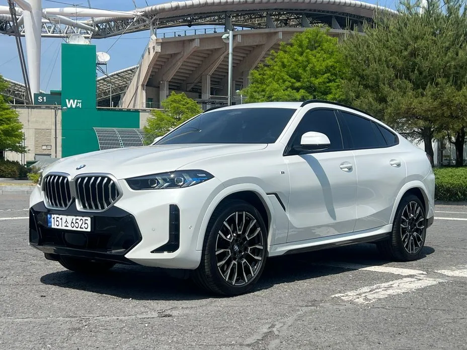 BMW X6 — фото 1