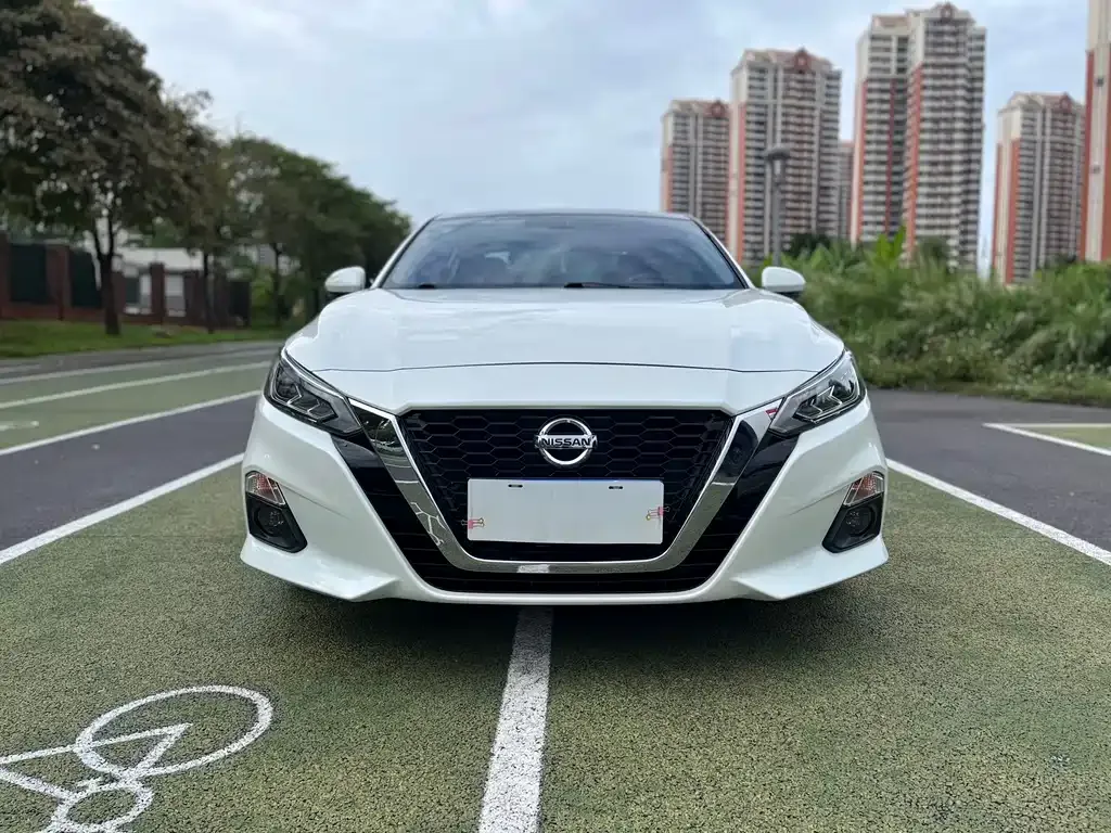 Nissan Teana — фото 2