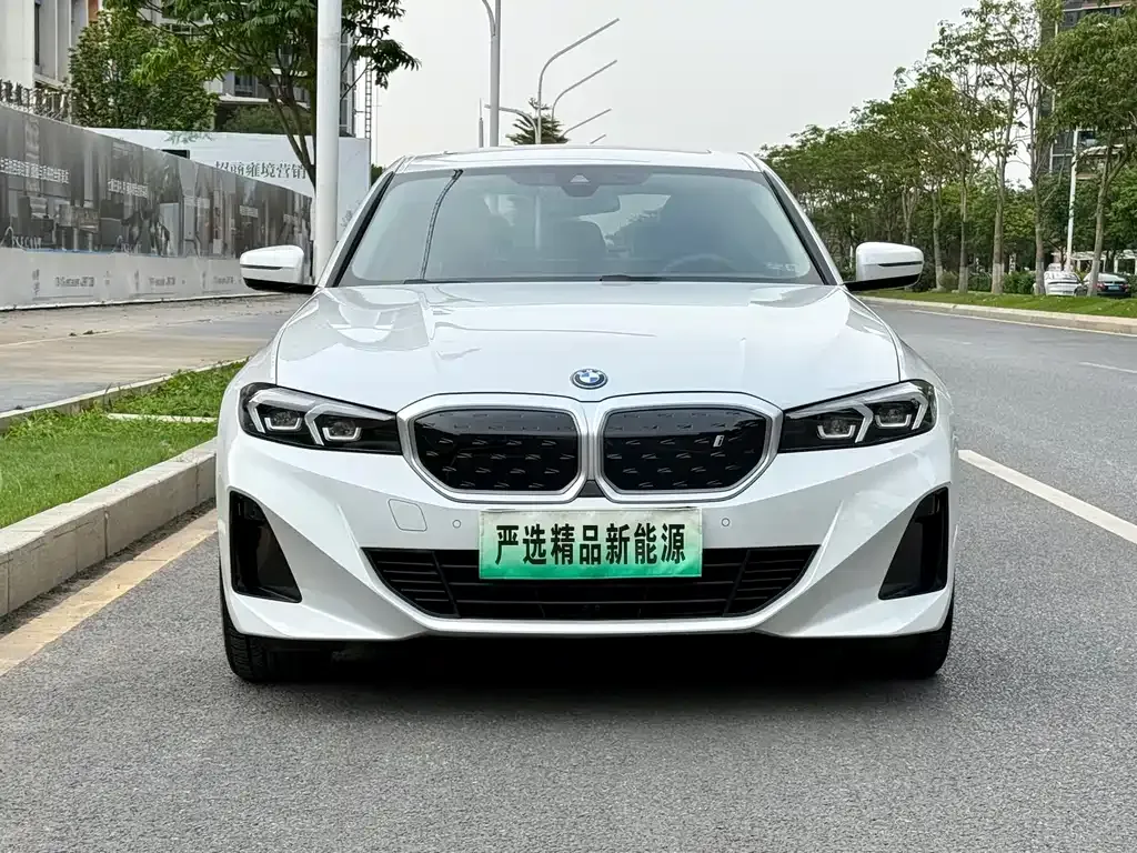 BMW i3 — фото 10