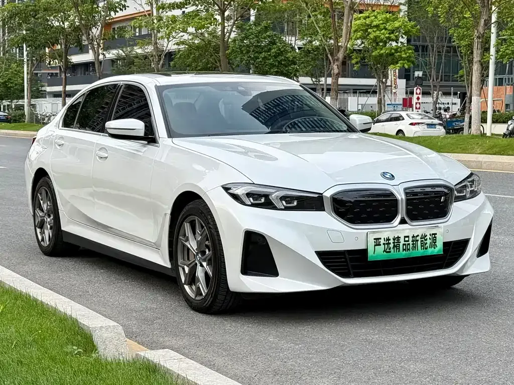 BMW i3 — фото 8