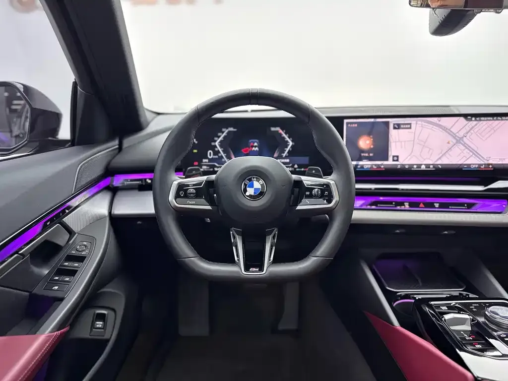 BMW 5 Series (Import) 2025 из CN, фото 7