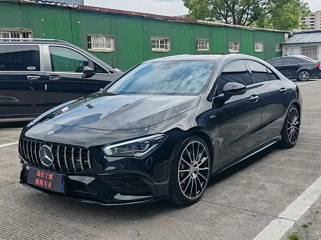 Mercedes-Benz CLA AMG
