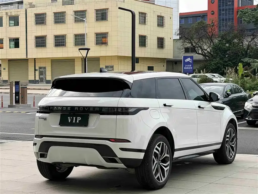 Land Rover Evoque — фото 6