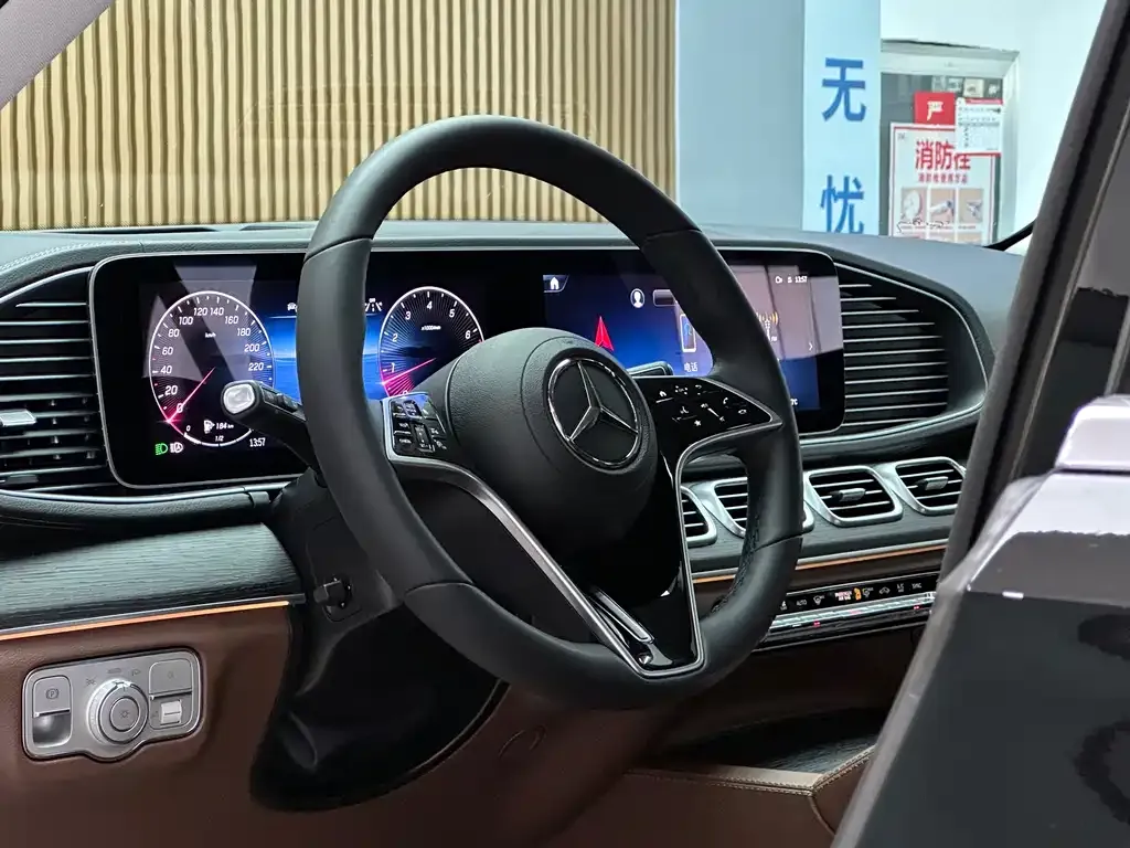 Mercedes-Benz GLE — фото 3