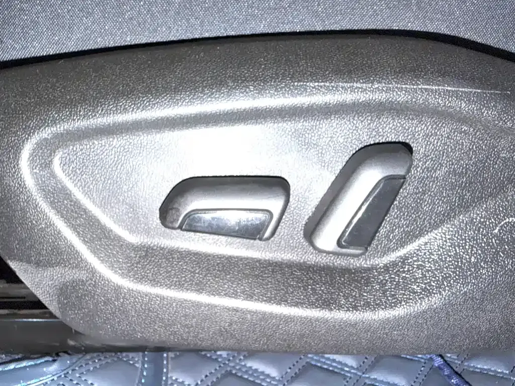 Volkswagen Tharu — фото 9