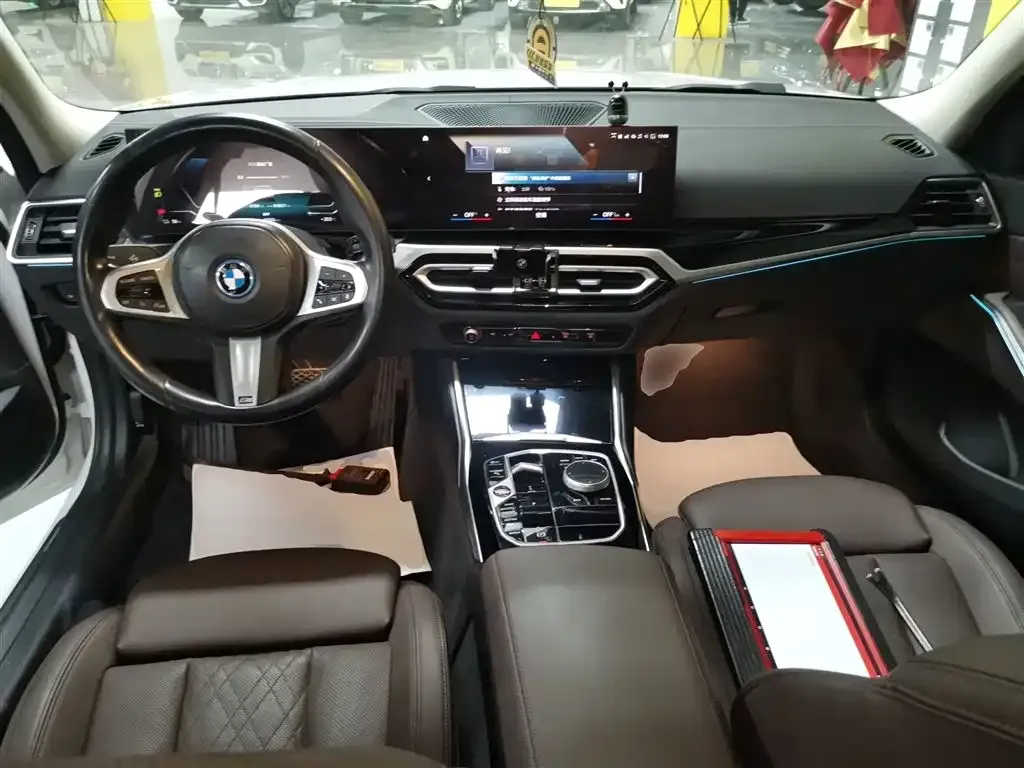 BMW i3 — фото 9