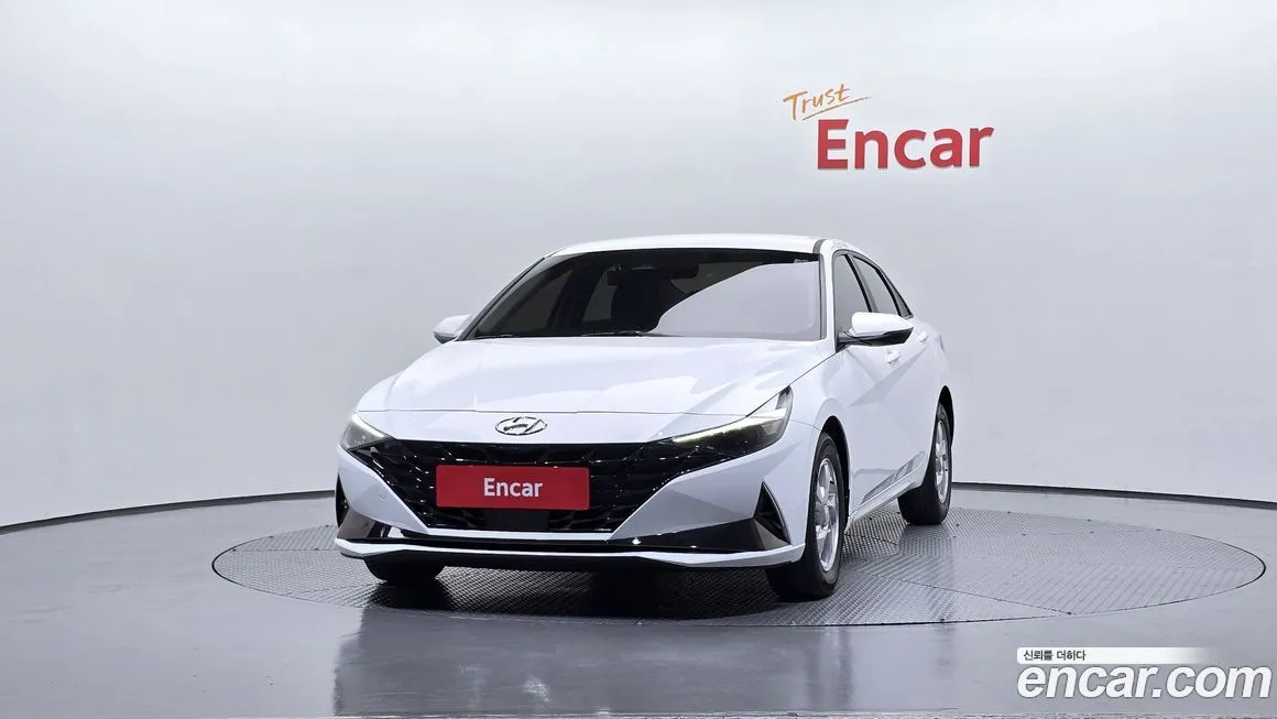 Hyundai AVANTE — фото 2