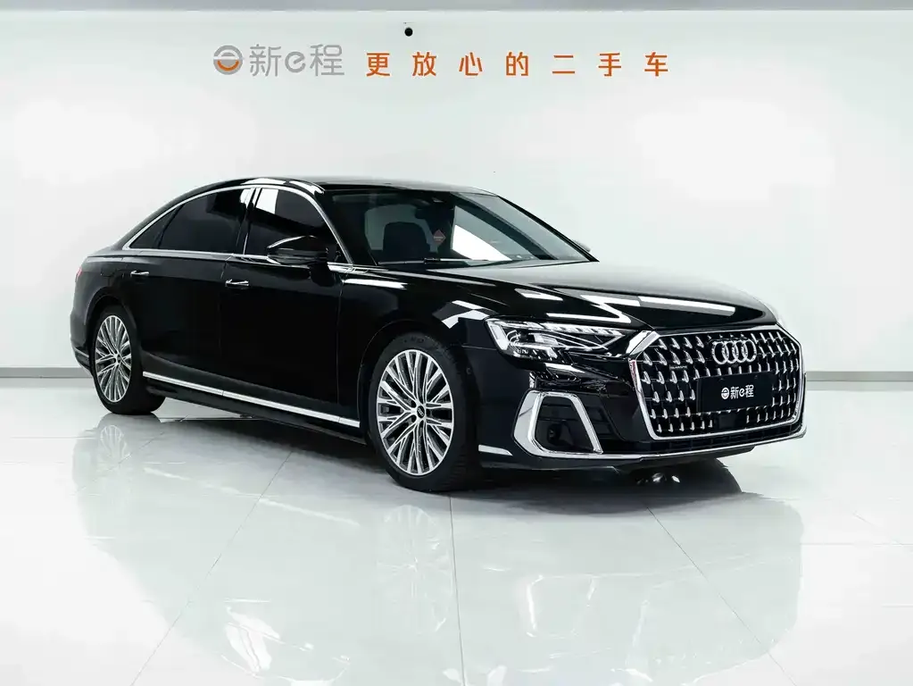 Audi A8 — фото 6