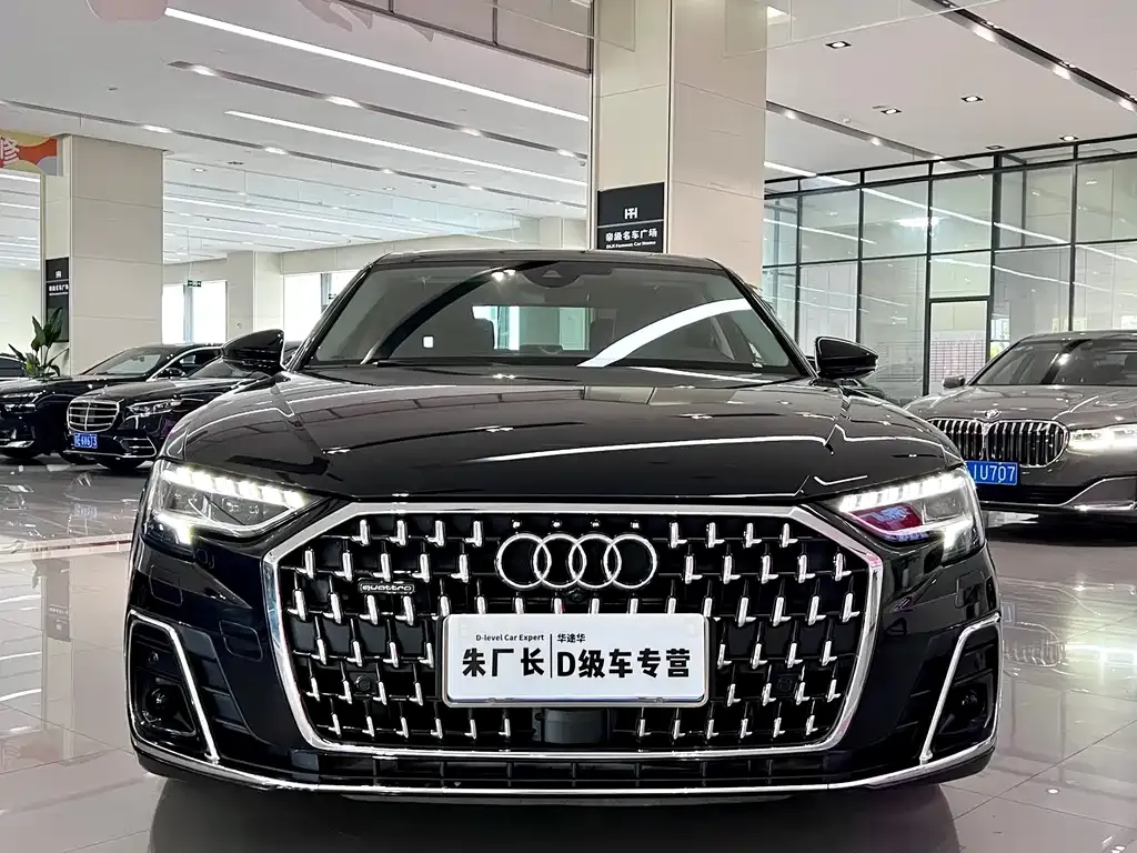 Audi A8 — фото 9