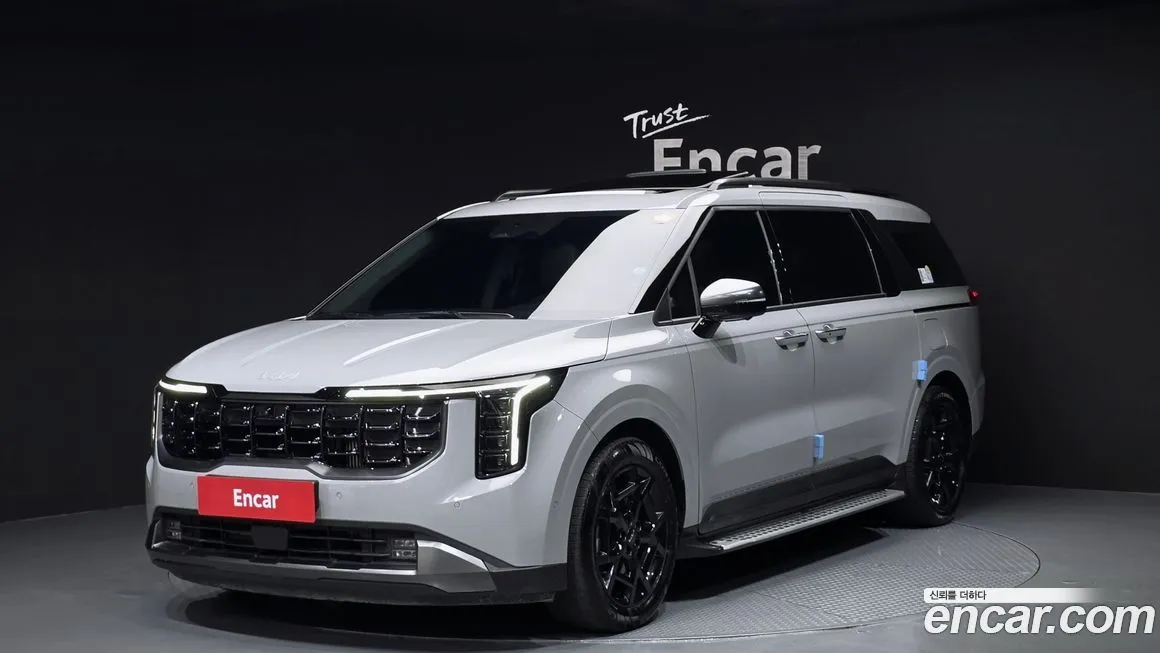 Kia Carnival HEV 7-Seater Gravity 1