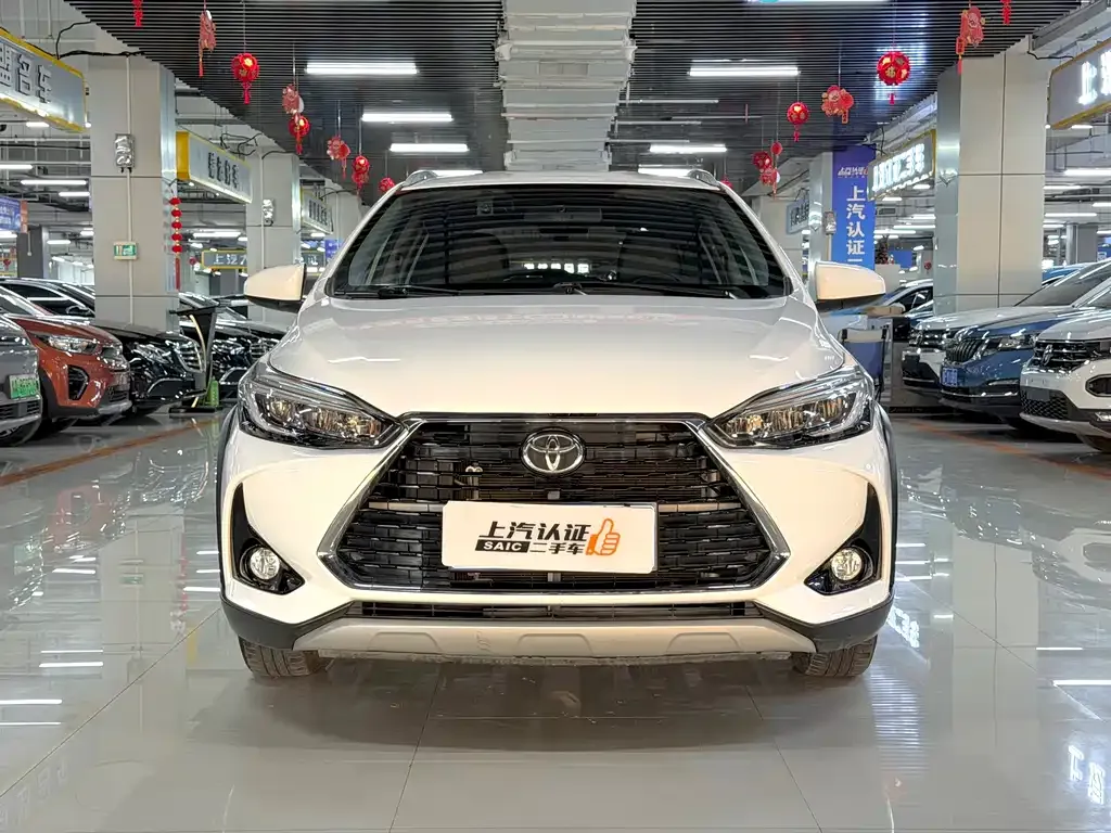 Toyota Yaris L