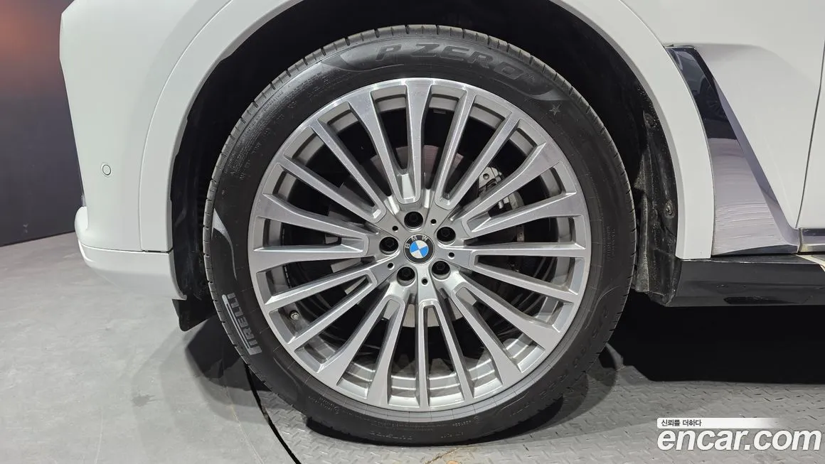 BMW X7 2021 из KR, фото 8
