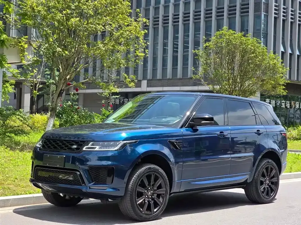 Land Rover Sport — фото 1