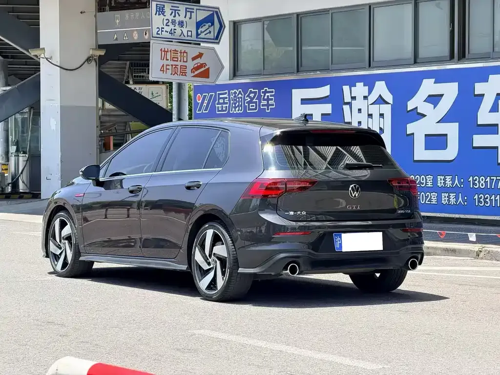 Volkswagen Golf GTI — фото 2