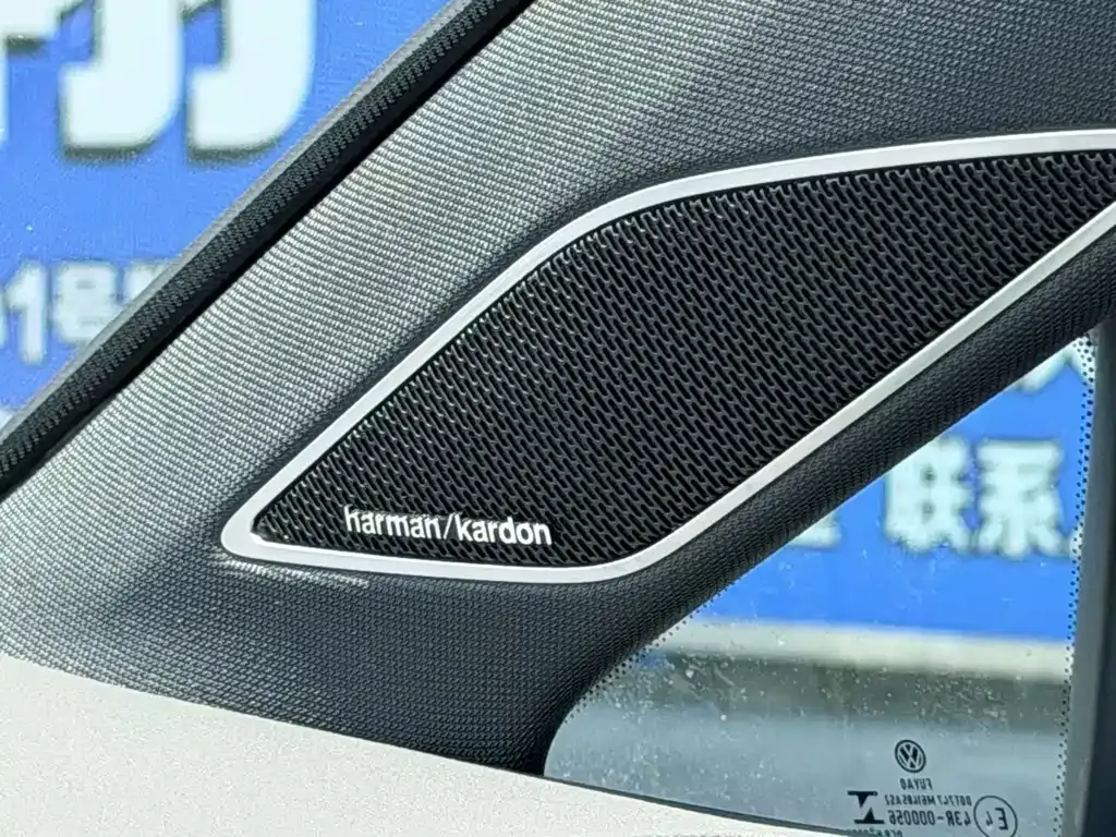 Volkswagen Golf GTI — фото 7