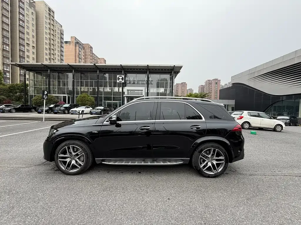 Mercedes-Benz GLE AMG — фото 7