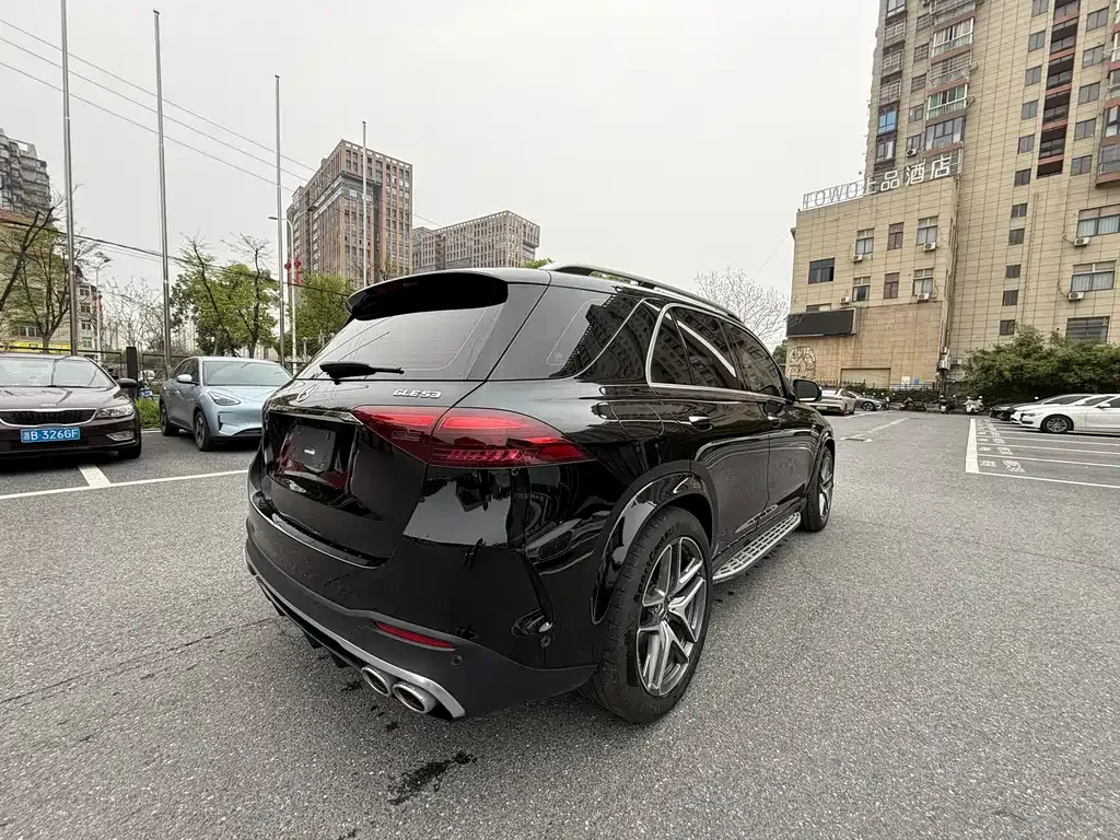 Mercedes-Benz GLE AMG — фото 9
