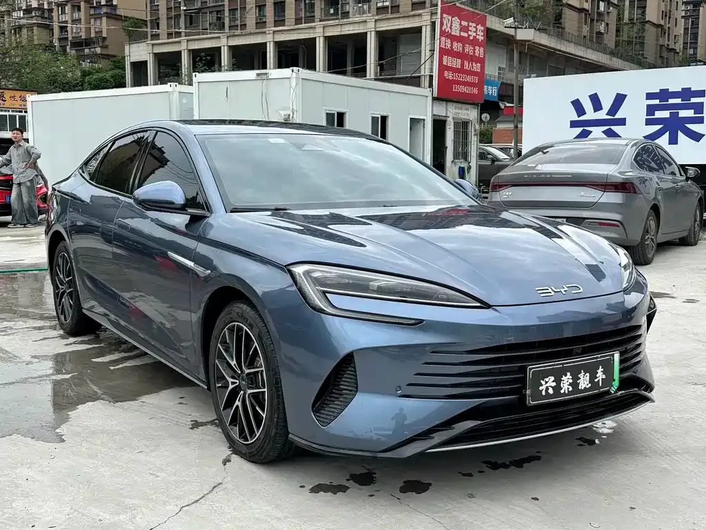 BYD Seal — фото 8