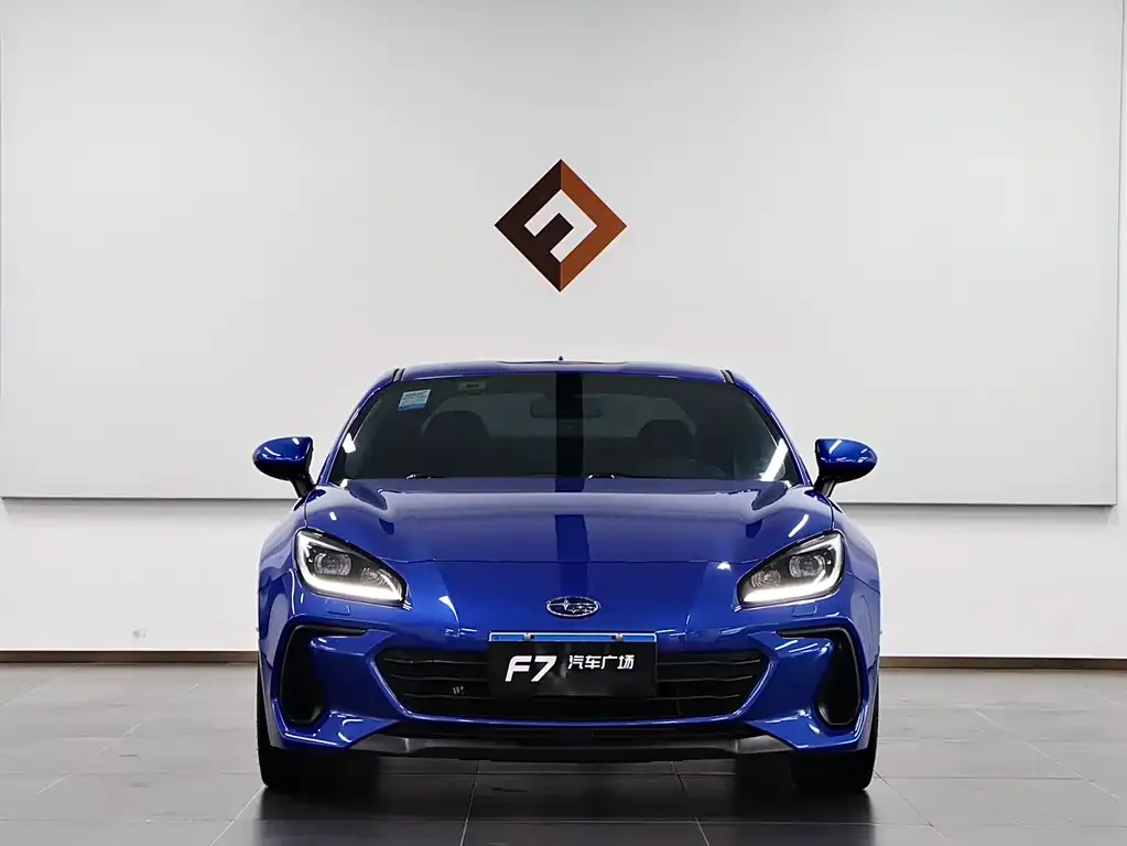 Subaru BRZ 2023 из CN, фото 2