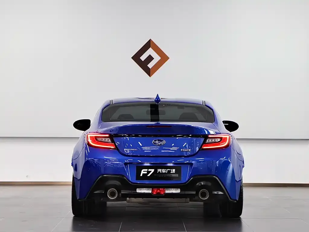 Subaru BRZ 2023 из CN, фото 3