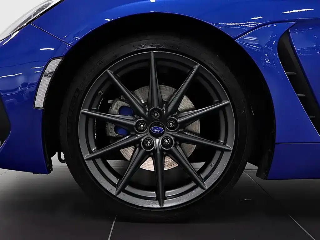Subaru BRZ 2023 из CN, фото 10