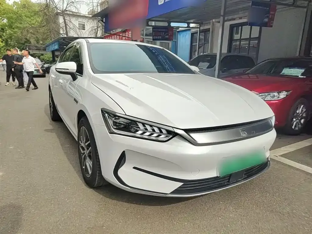 BYD Qin PLUS 2022 из CN, фото 2