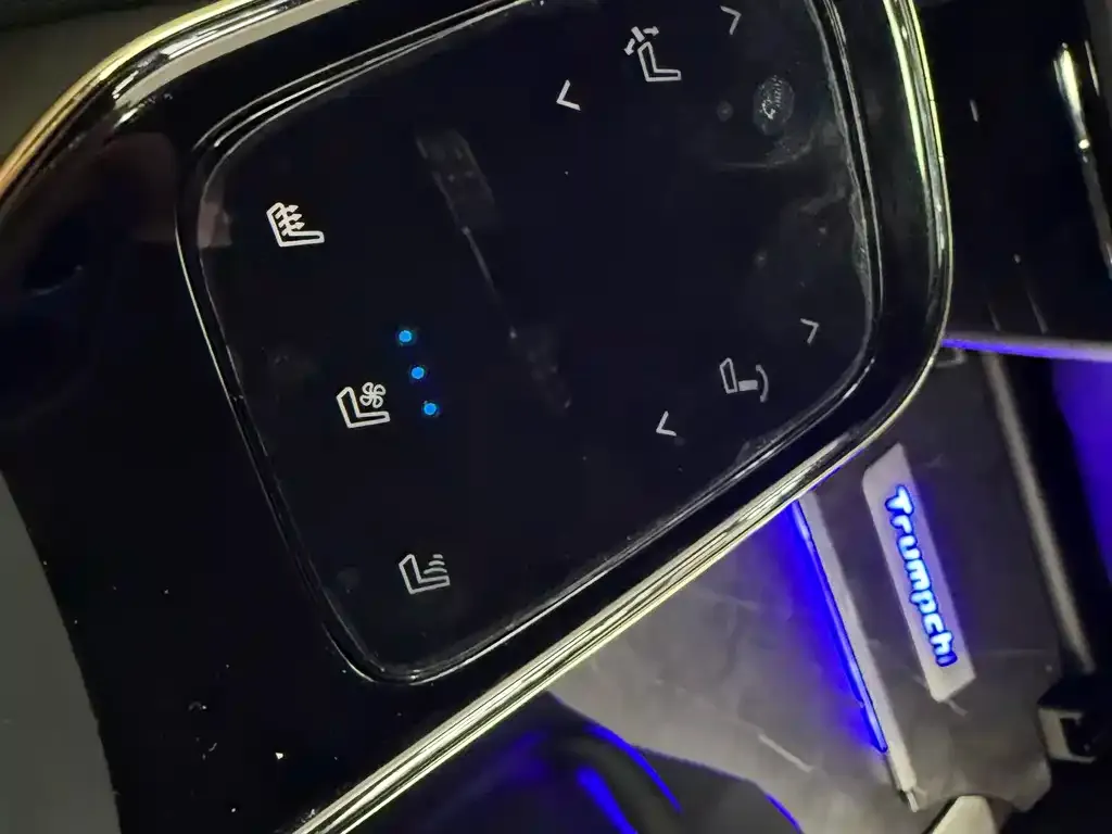 GAC Motor Trumpchi M8 — фото 2
