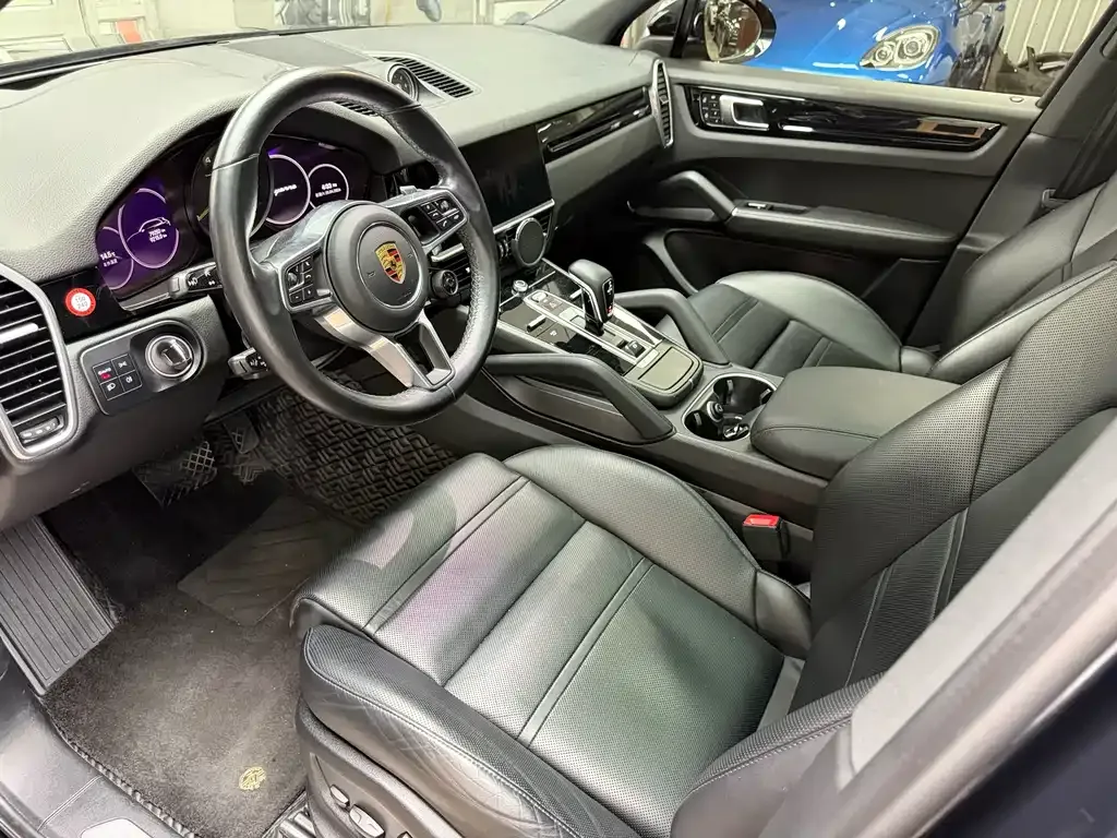 Porsche Cayenne Hybrid — фото 6