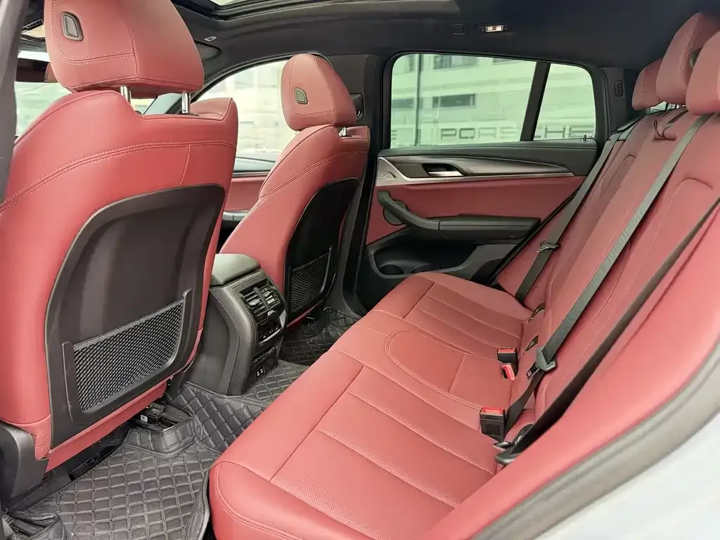 BMW X4 2023 из CN, фото 8