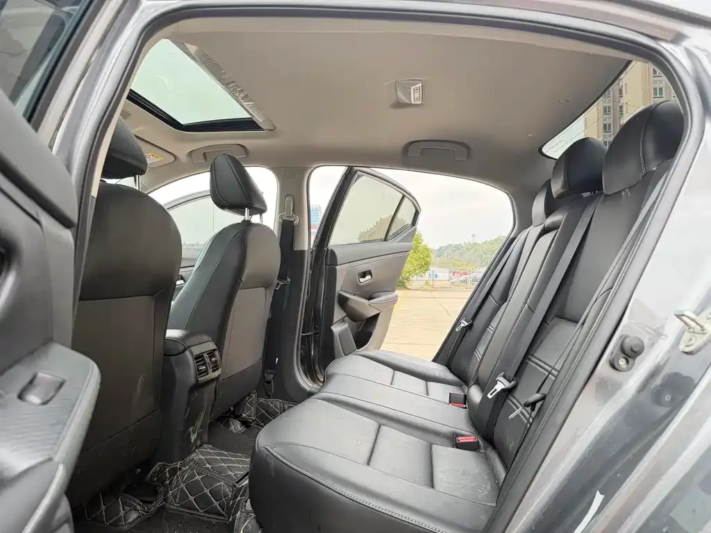 Nissan Sylphy 2023 из CN, фото 10