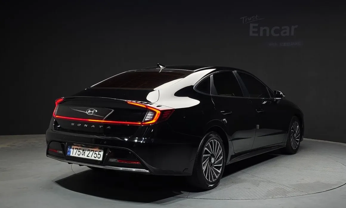 Hyundai Sonata 2023 из KR, фото 2
