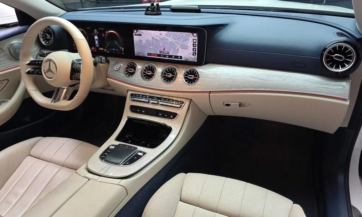 Mercedes-Benz E-Class 2021 из KR, фото 8