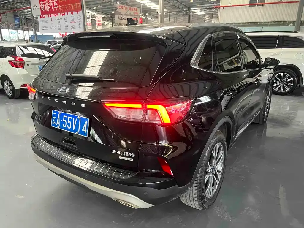 Ford Escape 2023 из CN, фото 9