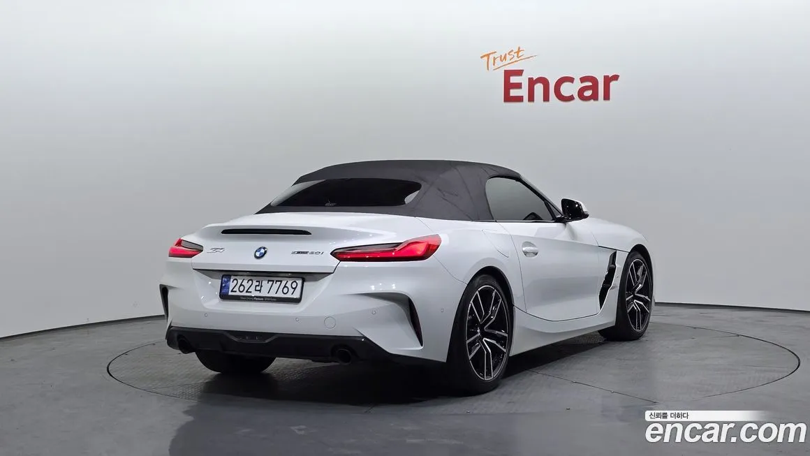 BMW Z4 2024 из KR, фото 2