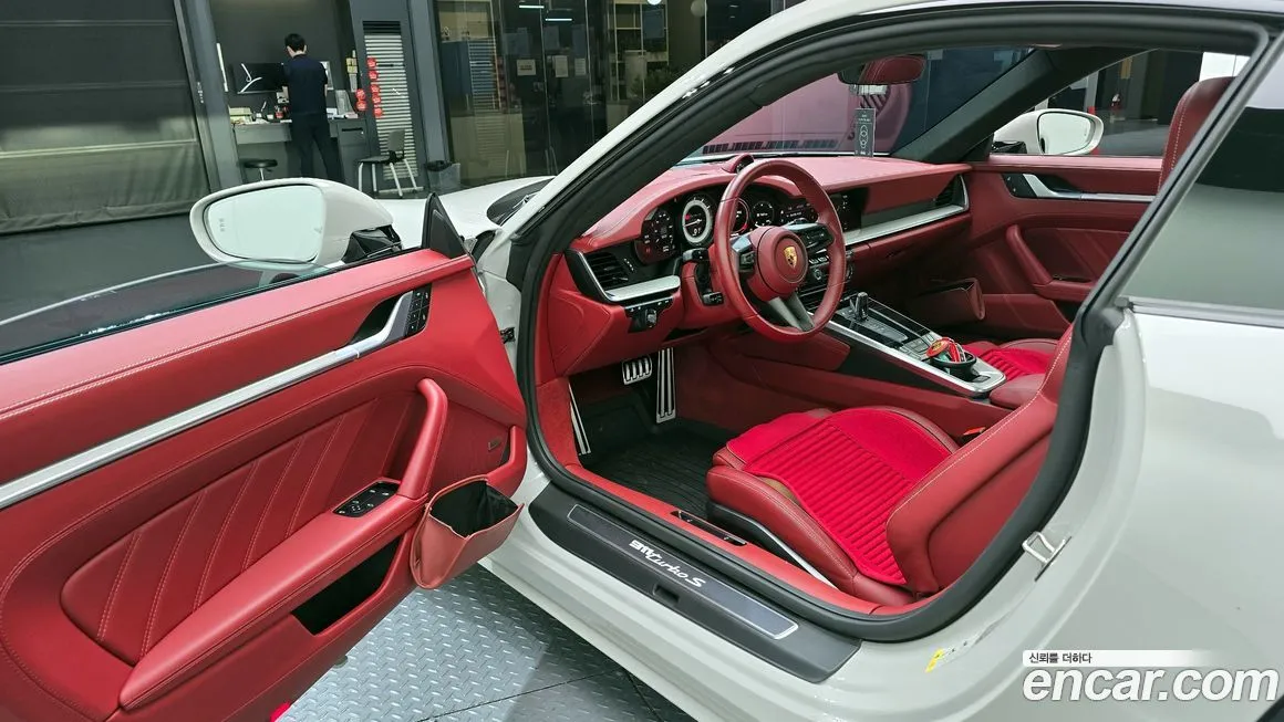 Porsche 911 2022 из KR, фото 10