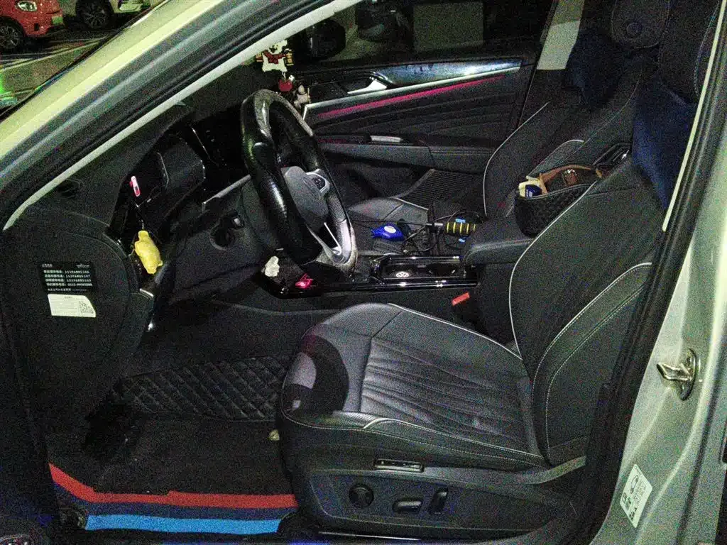 Volkswagen 帕萨特插电混动 — фото 8
