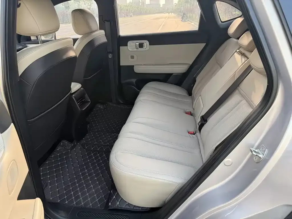 Wuling Xingguang S 2024 из CN, фото 2